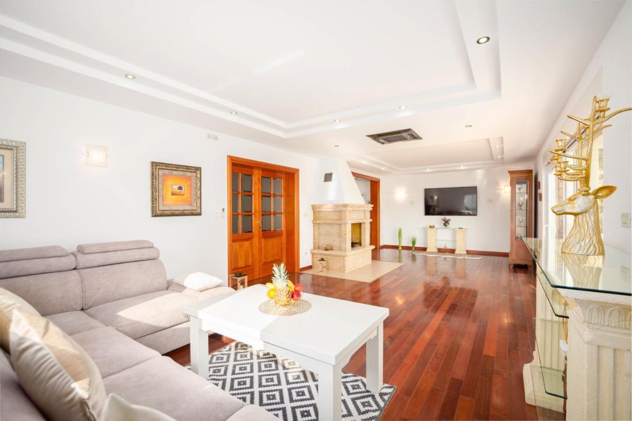 Luxury Villa Ivana Marina Eksteriør bilde