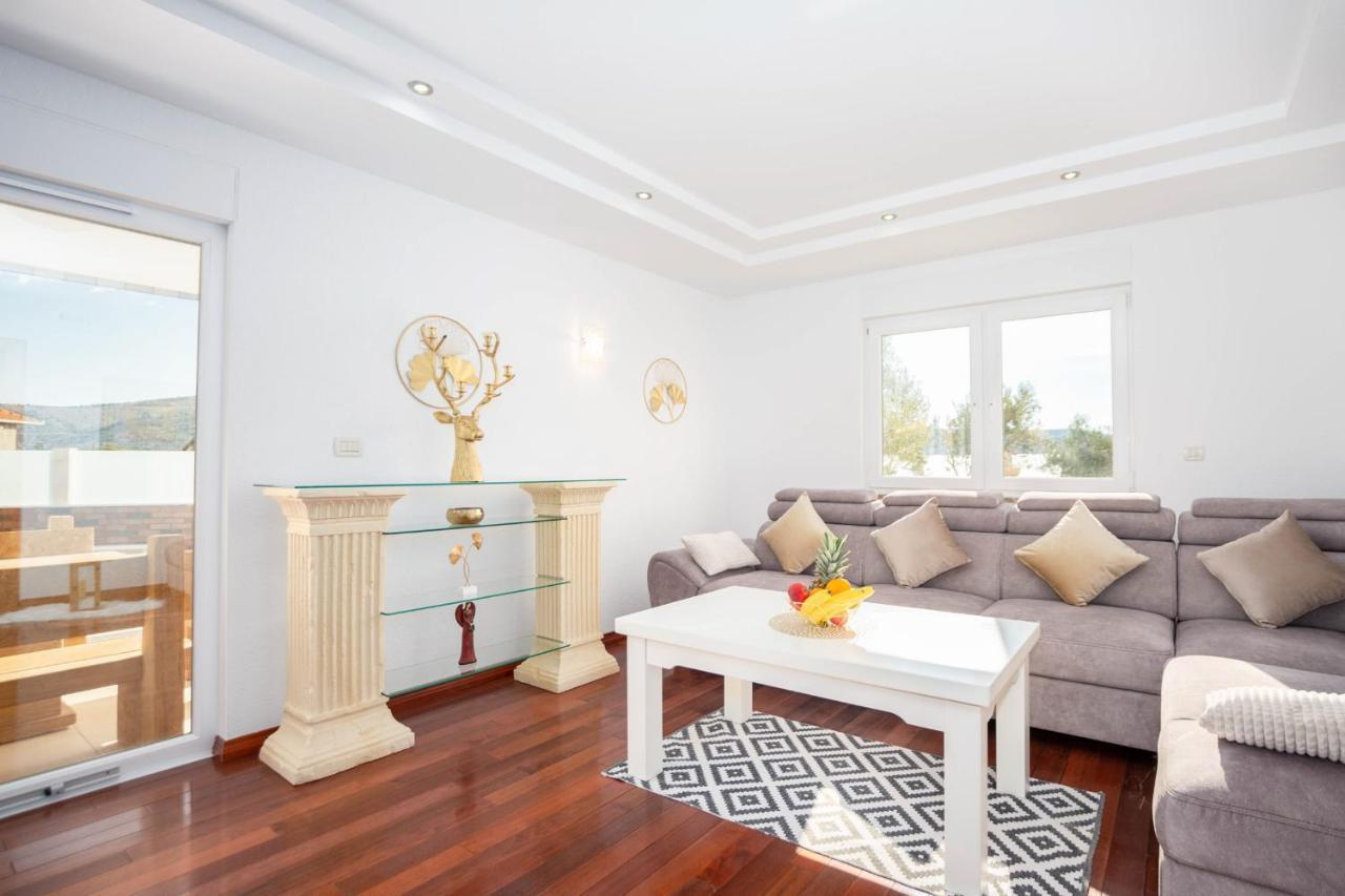 Luxury Villa Ivana Marina Eksteriør bilde